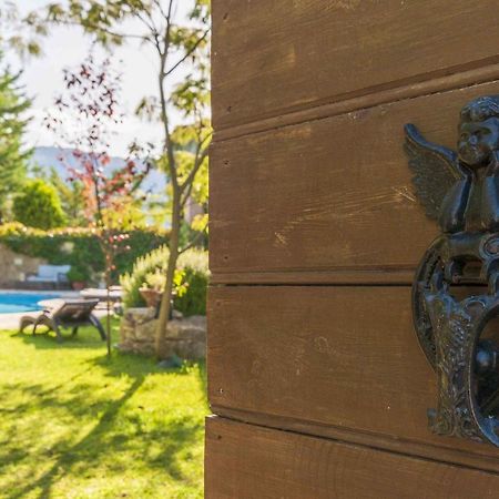 Mounty Island Villas Avra-Calma Lazaráta Dış mekan fotoğraf