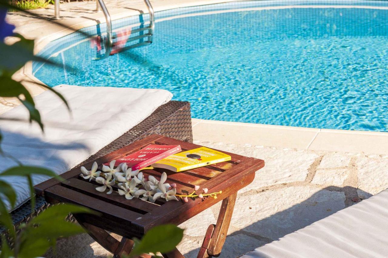 Mounty Island Villas Avra-Calma Lazaráta Dış mekan fotoğraf